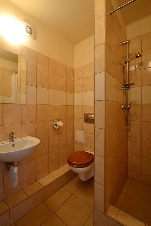 Bed and Breakfast Arka Краков Номер фото